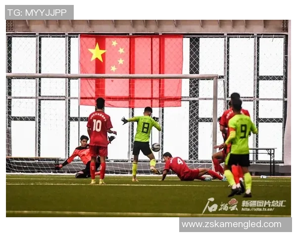 足球巨星纷纷告别绿茵场回顾他们的辉煌瞬间与不舍情怀 足球巨星纷纷告别绿茵场回顾他们的辉煌瞬间与不舍情怀