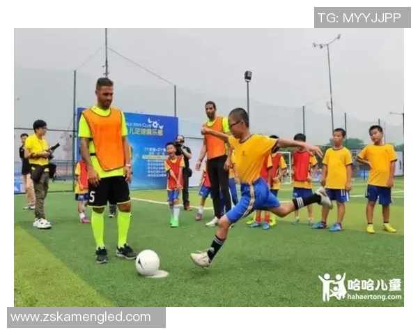 足球明星精彩瞬间合拍视频全集分享让你领略球场魅力与友谊的完美结合 足球明星精彩瞬间合拍视频全集分享让你领略球场魅力与友谊的完美结合